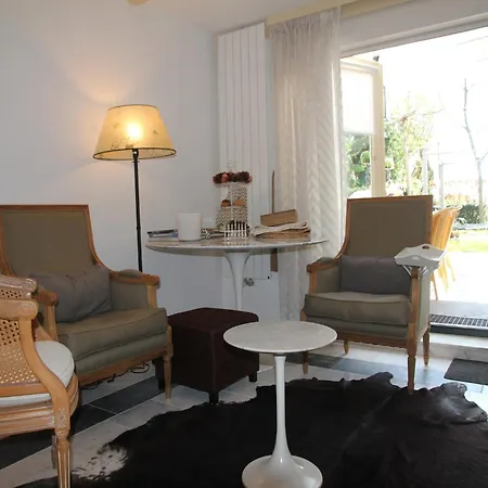 Near Woods And Egmond בית נופש היילו