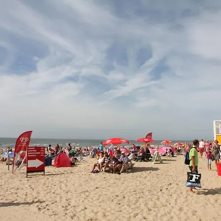 度假居 Near Woods And Egmond *